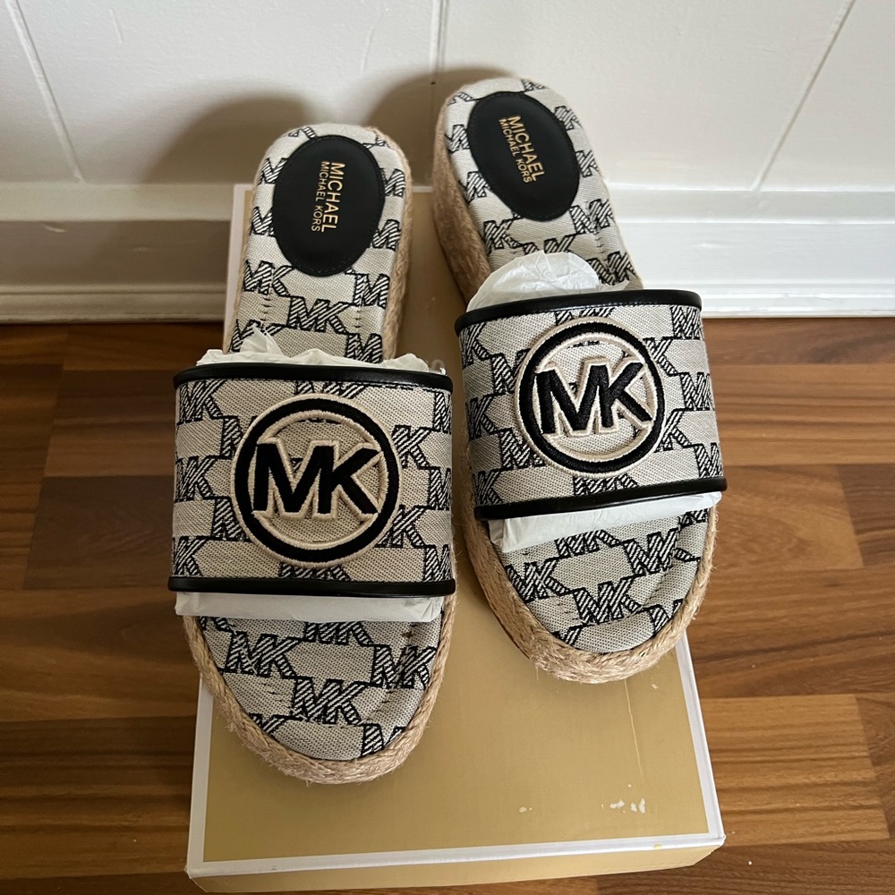 Michael Kors Wedge
